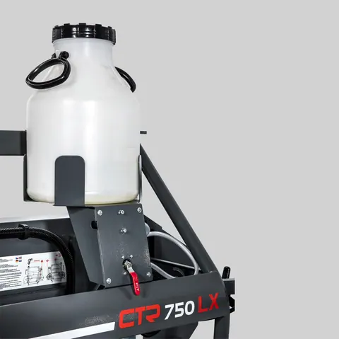 CTR 750 LX részletfotó 7
